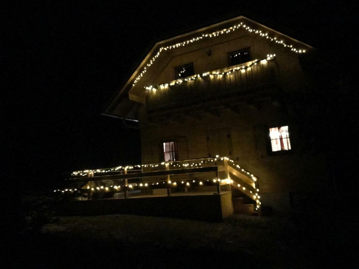 Almhaus & Almchalet Flattnitz Kültér fotó